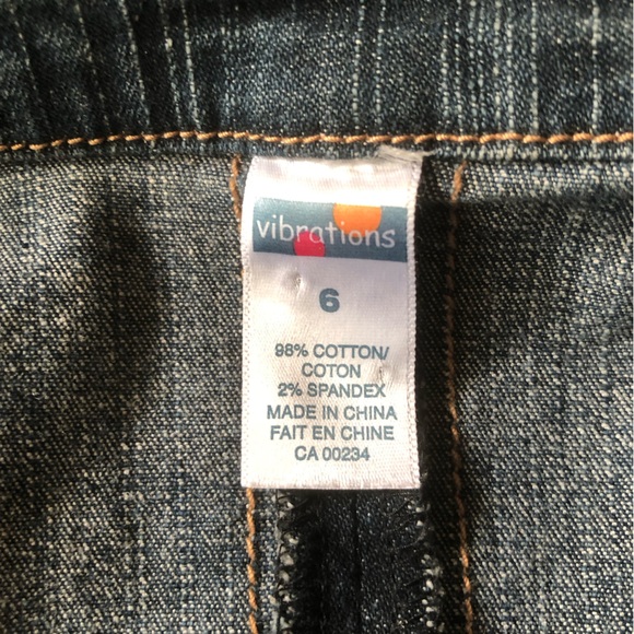 Girls Vintage Denim Jacket Size 6! ✨ - Picture 5 of 5